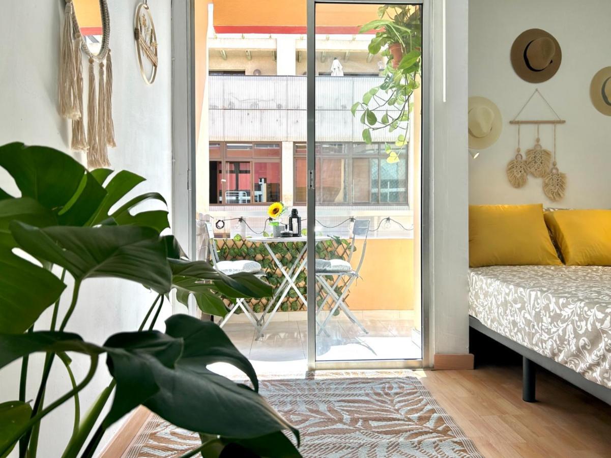 2 Min Dalla Spiaggia Loft Terrazza Casa Gialla ラスパルマス・デ・グランカナリア エクステリア 写真